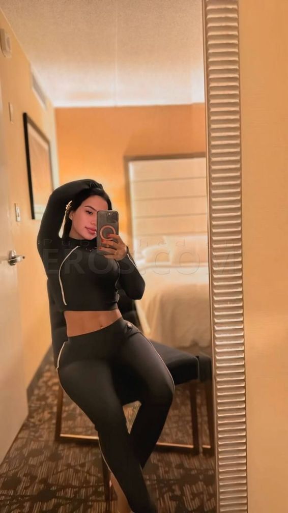 Wendy in Orange County IRVINE SNA