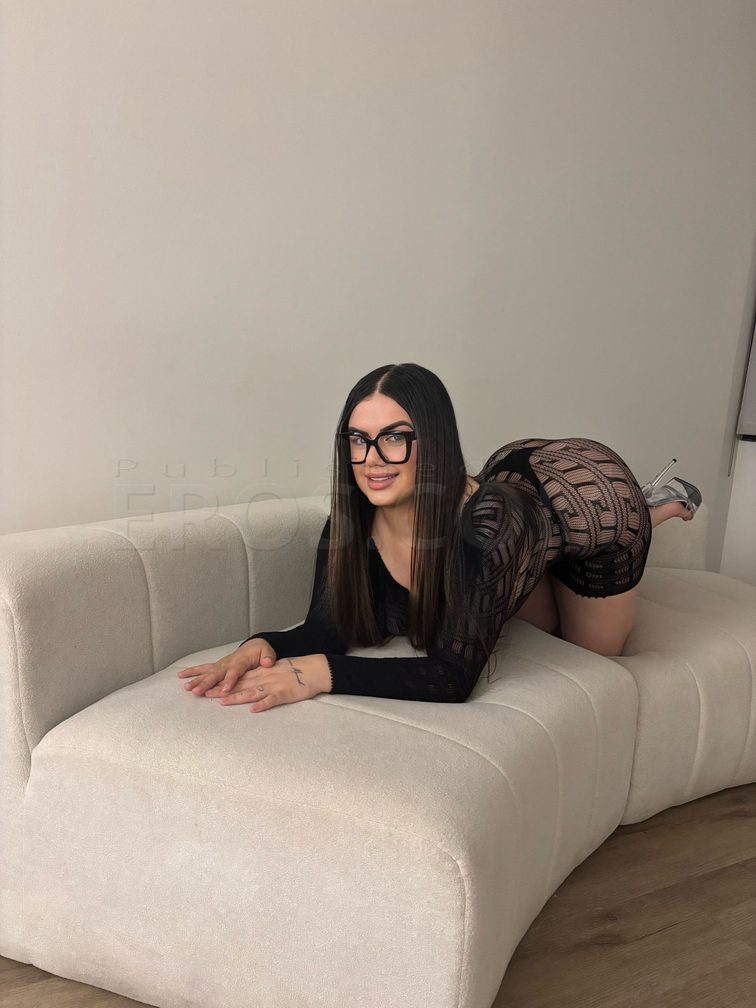 Andrea — photo 2
