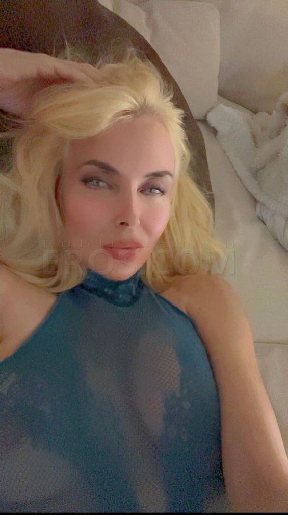 Jolene — photo 8