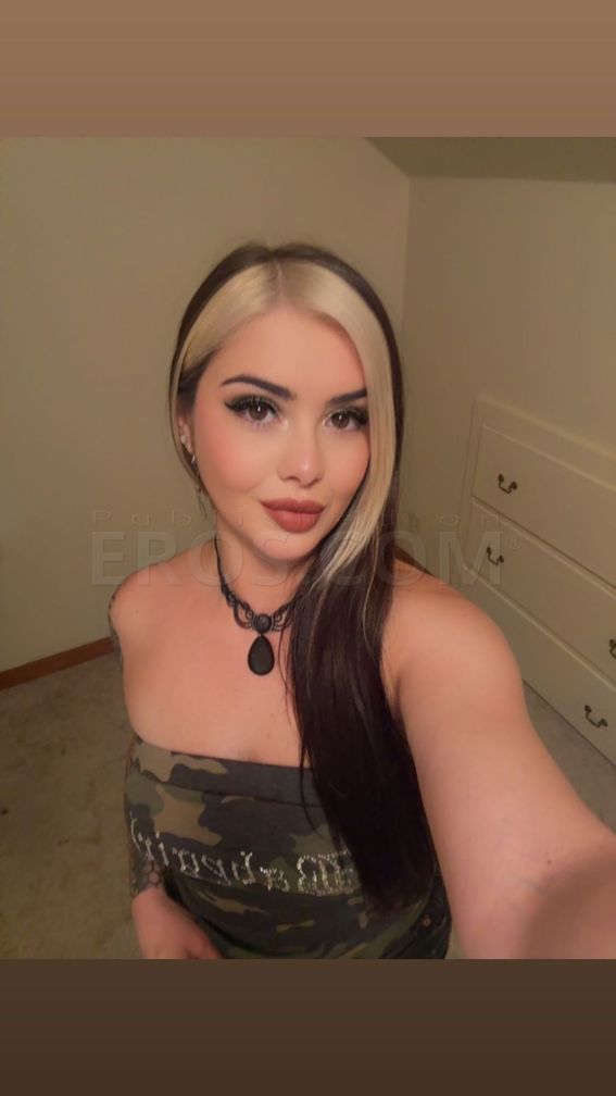 Megan — photo 6