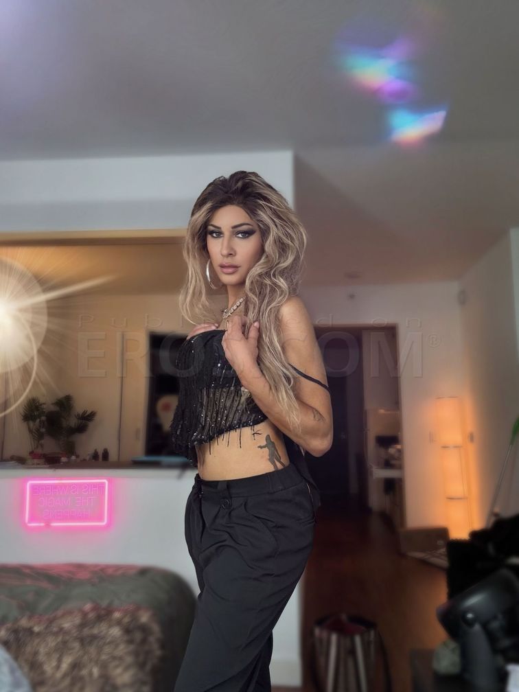 Erika Giavanna