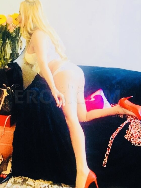 TS HANNAH West Hollywood