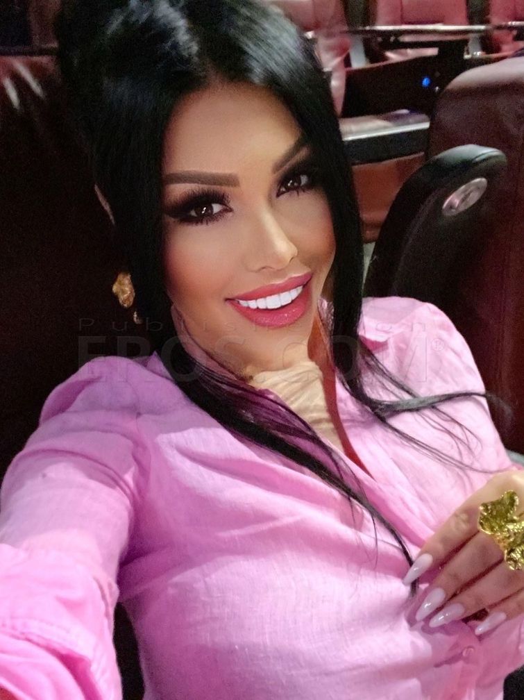 VIP EXCLUSIVE PLAYMATE EXTRAORDINAIRE