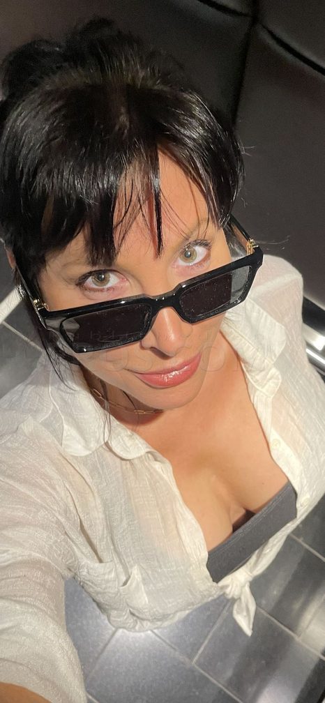 Lezley Zen- Sassy Fun Film Star — photo 16