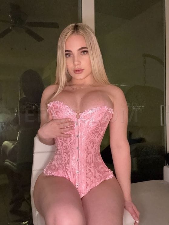 Khloe