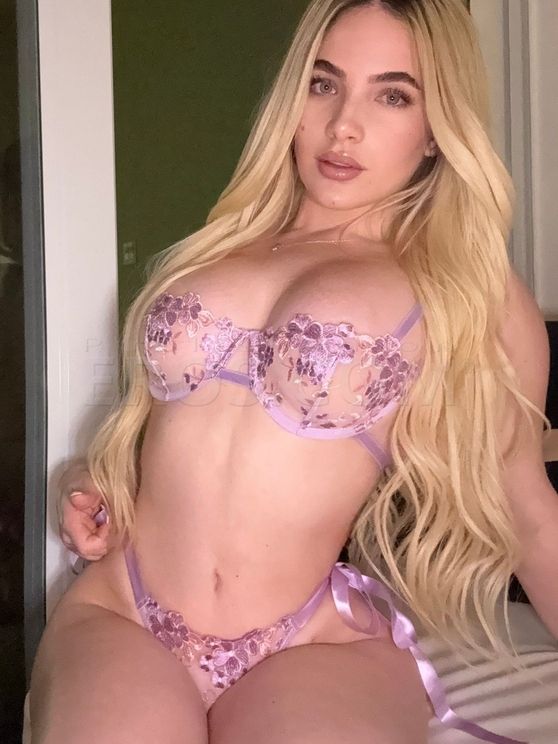 Khloe