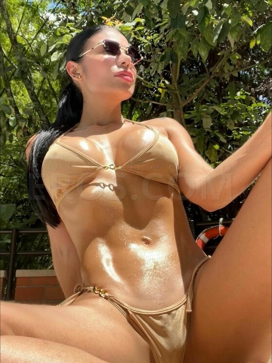 Mia