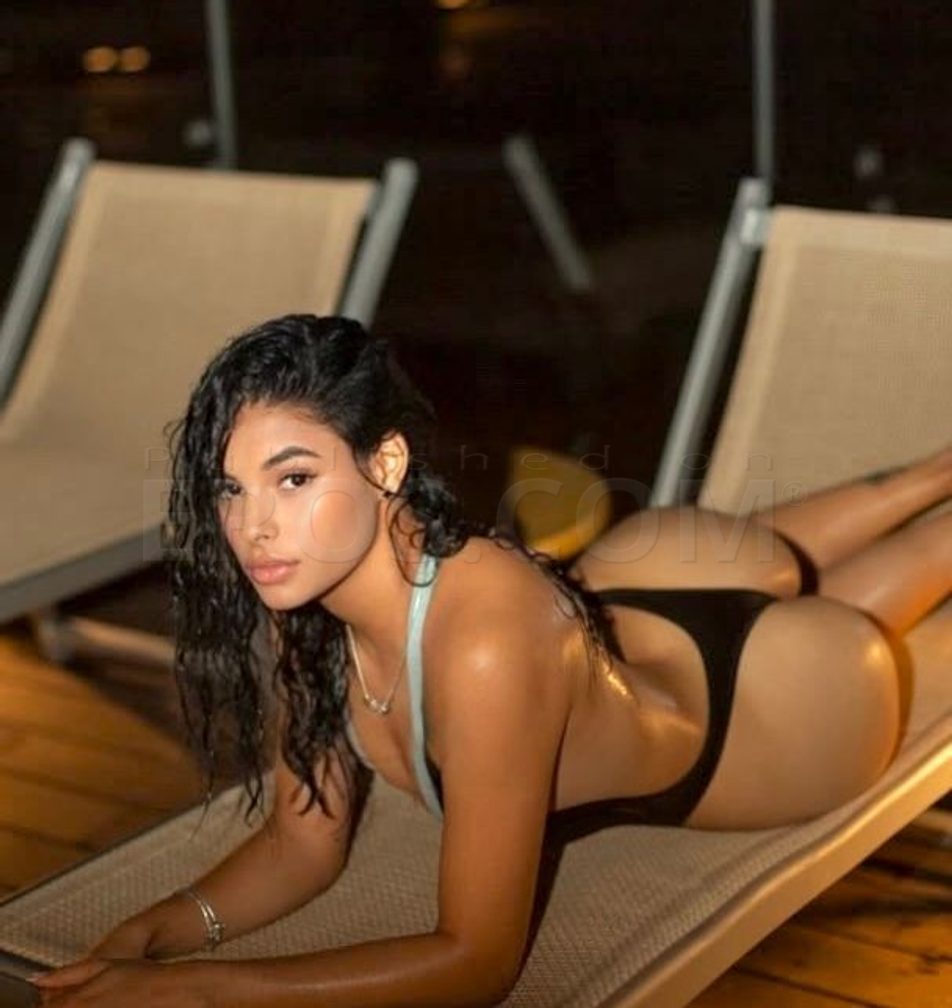 Andrea — photo 3