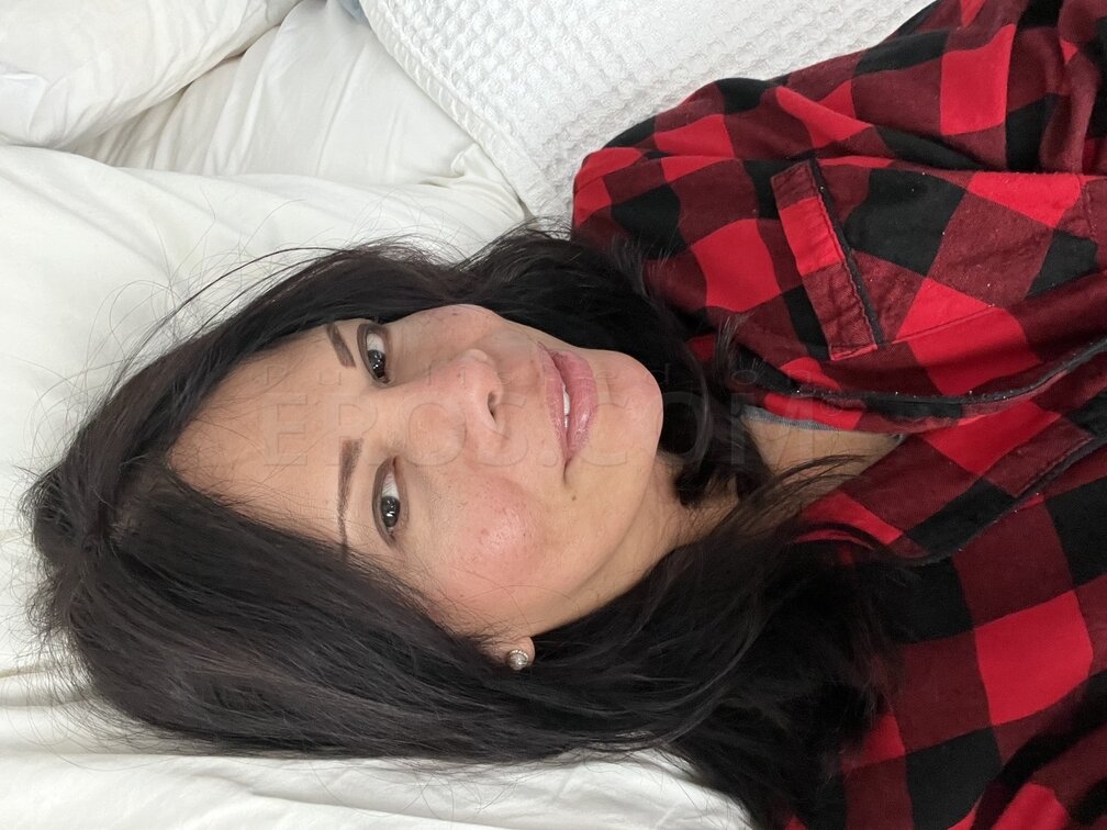 Angelika in Burlington, Newton