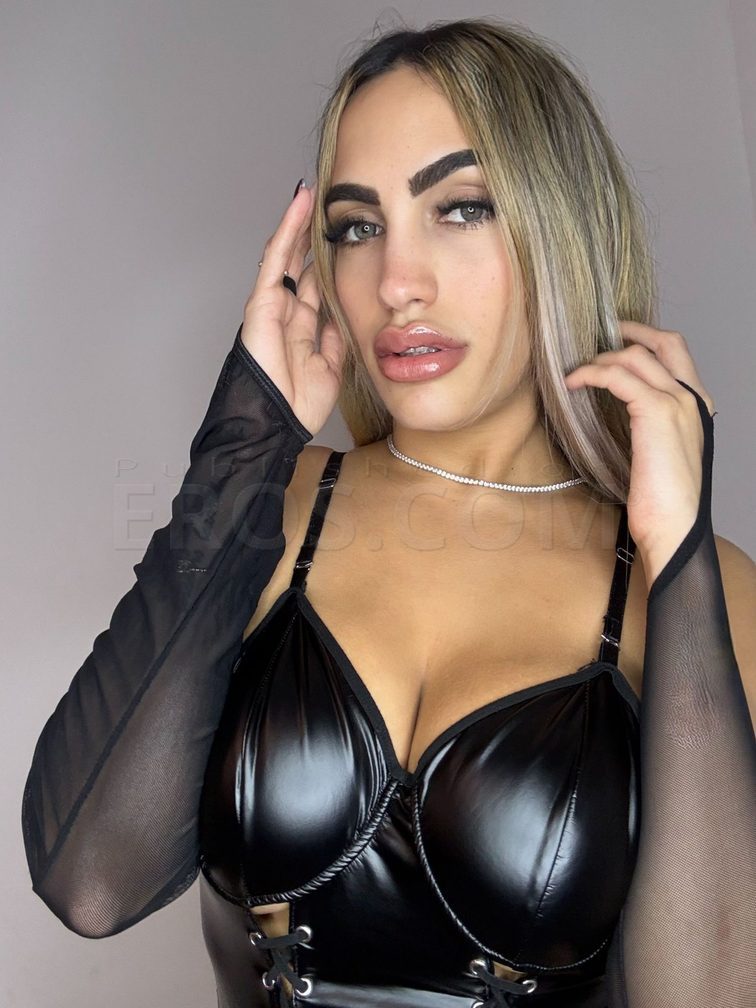 Kylie — photo 5