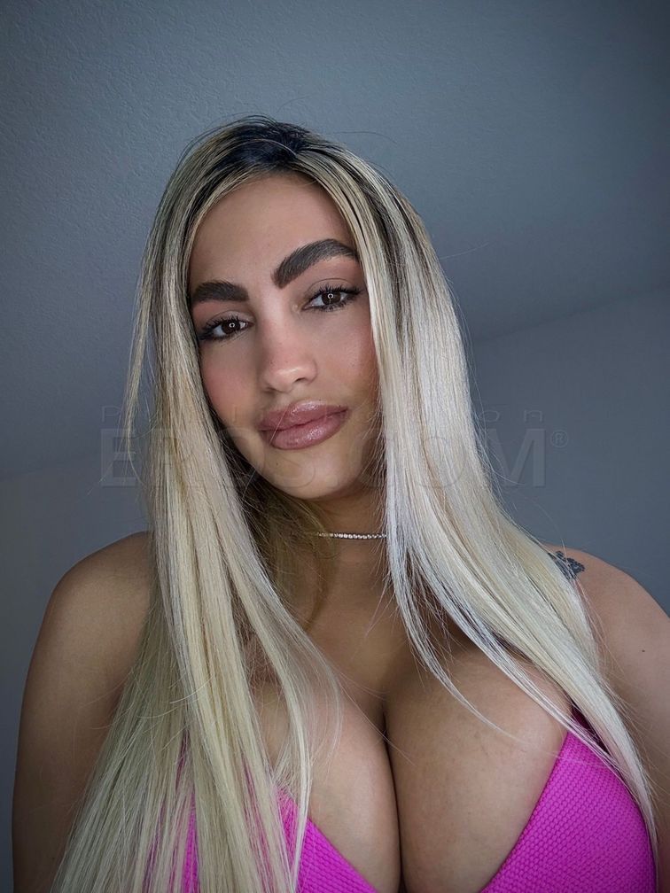 Kylie — photo 5
