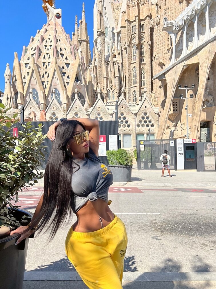 VIP Valeria The Body