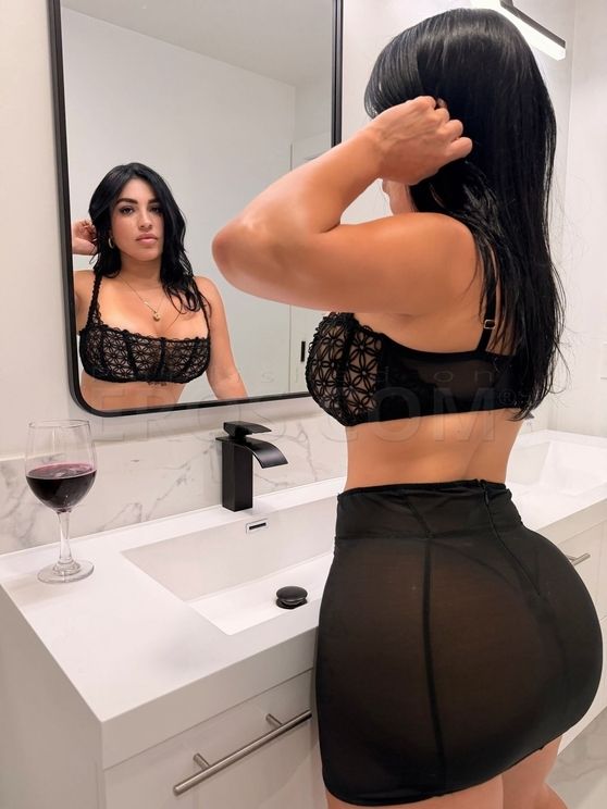 Khloe