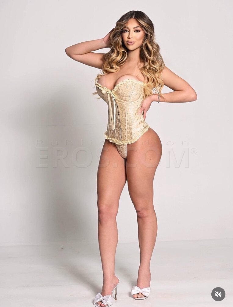 Larissa — photo 6