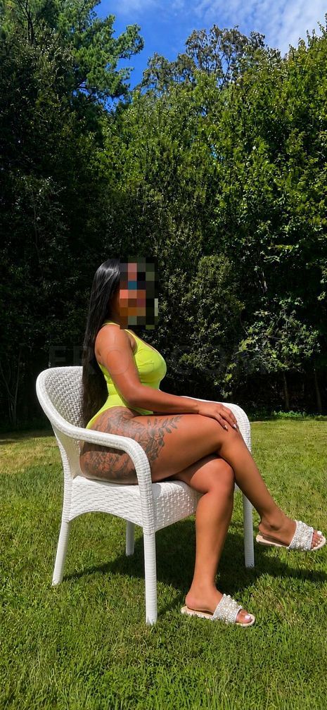 Bibi em Tewlksbelry — photo 1