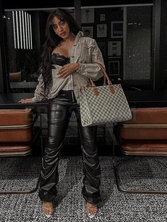 Lola Rae