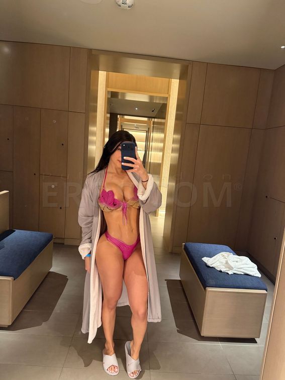SAMANTHA — photo 4