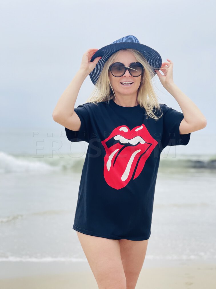 SONYA IN PLYMOUTH MEETIG