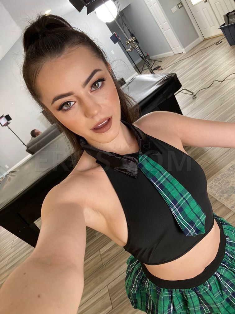 Kylie Quinn Takes LA