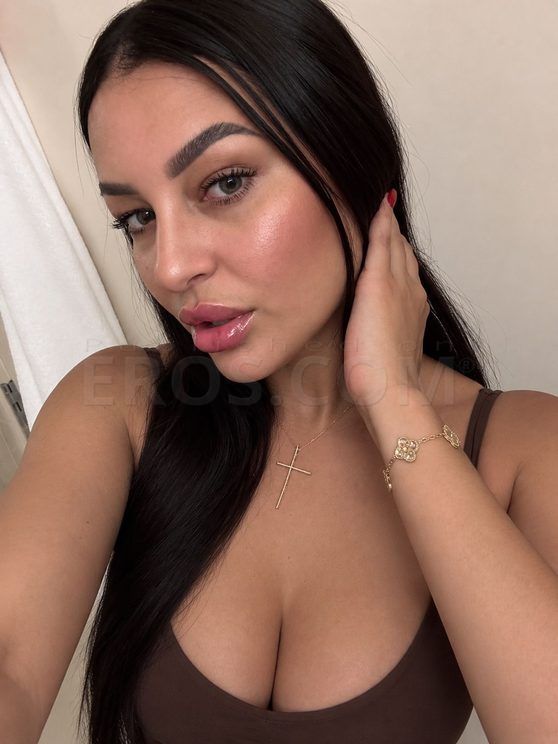 Mia
