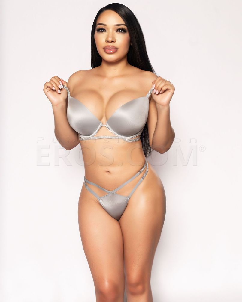 VIP Mya Grey