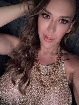 TS Goddess Hannah Foxx