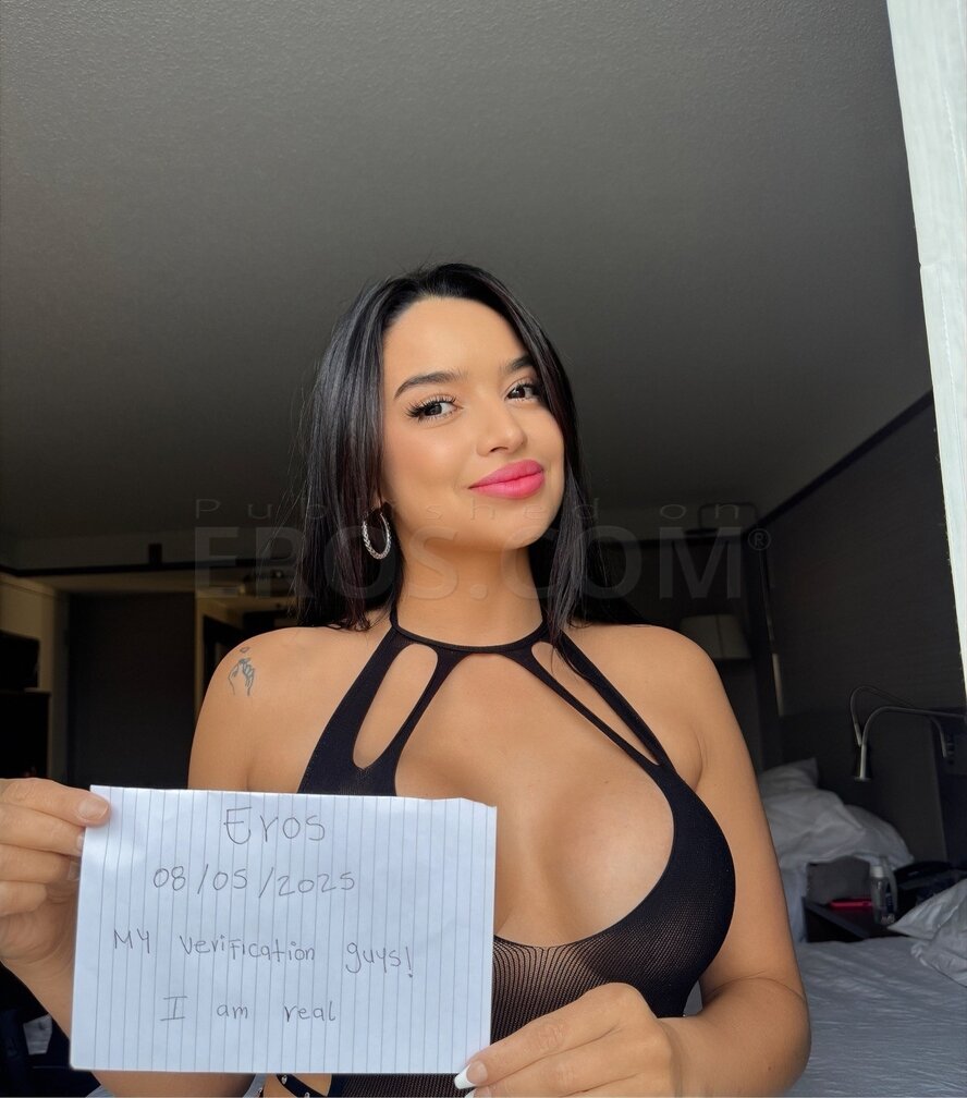 Sara Flame — photo 8