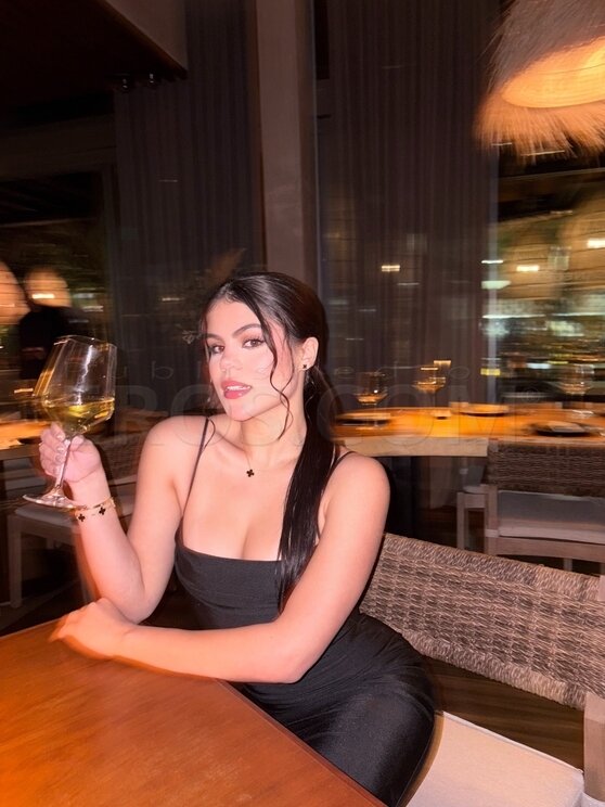 VIP Paula