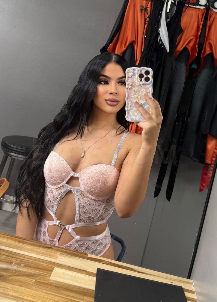 daniela — photo 2