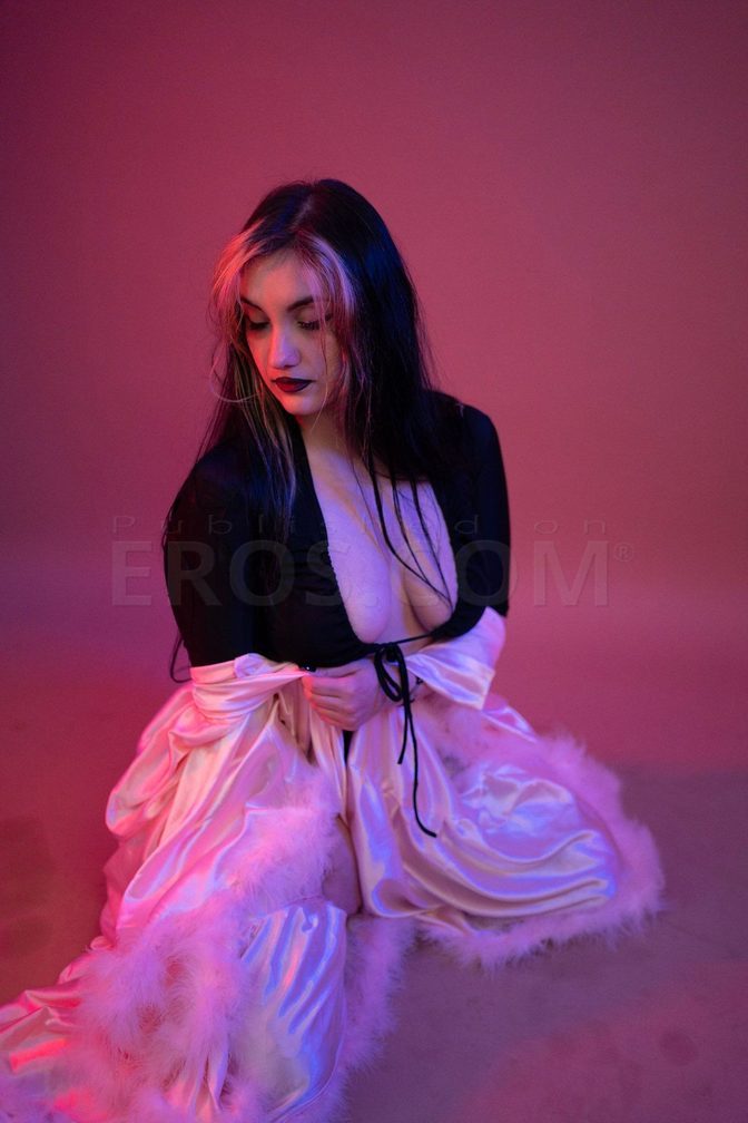 Miss Velvet — photo 3