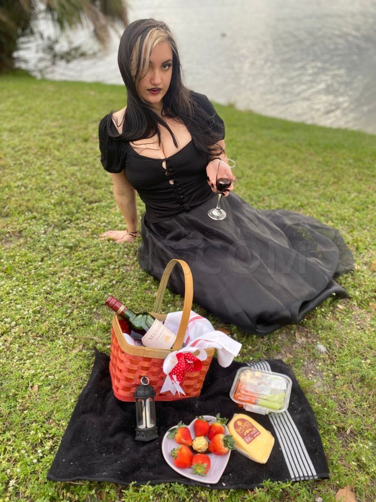 Miss Velvet — photo 8