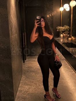 Natalia Noor In Troy