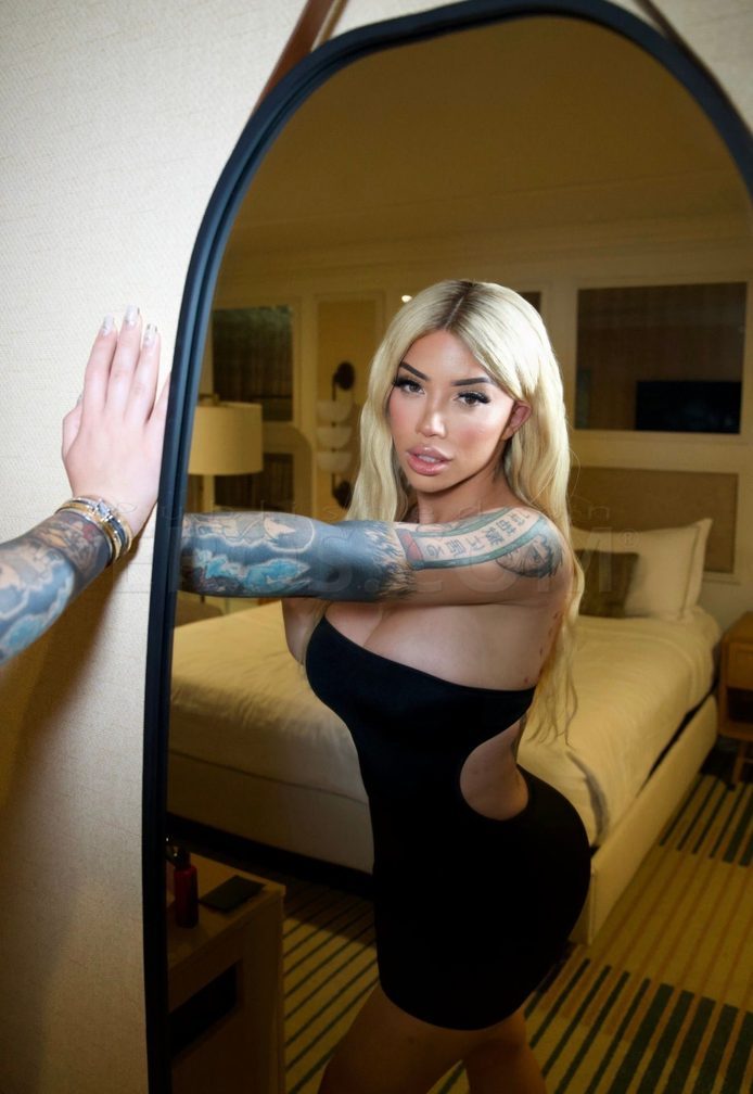 Andrea — photo 2