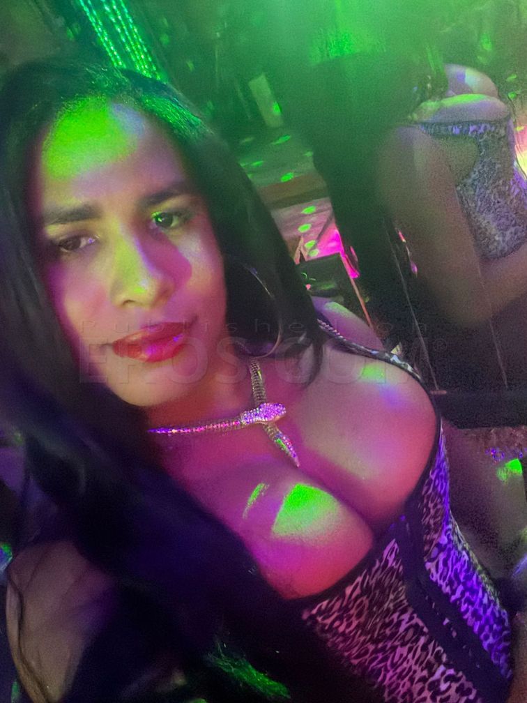 Deborah Available — photo 8