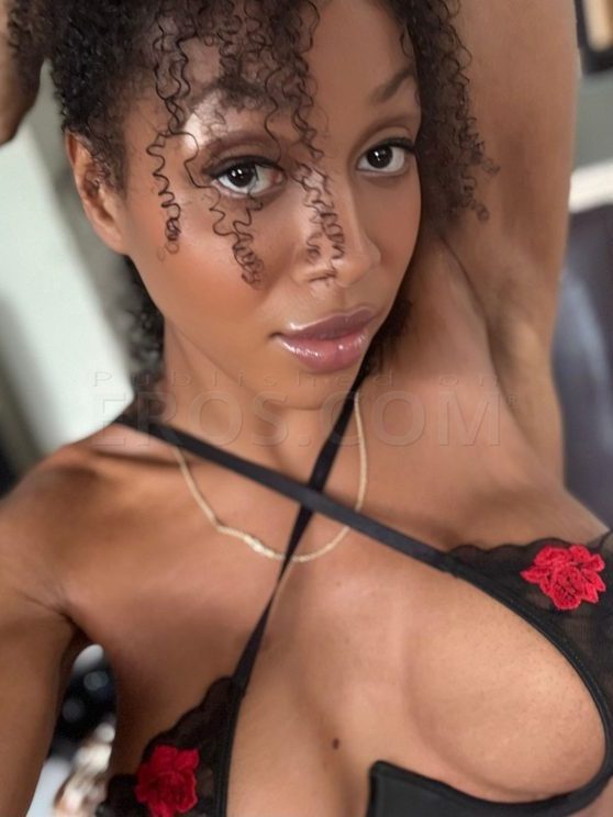 TS Mia The West Indian Goddess