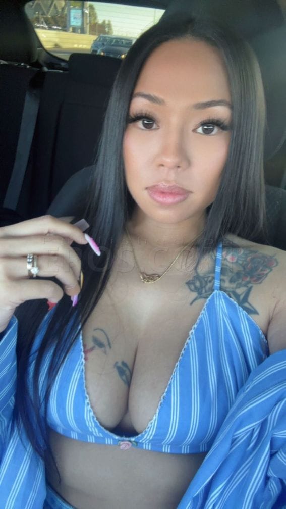 Lauren — photo 1