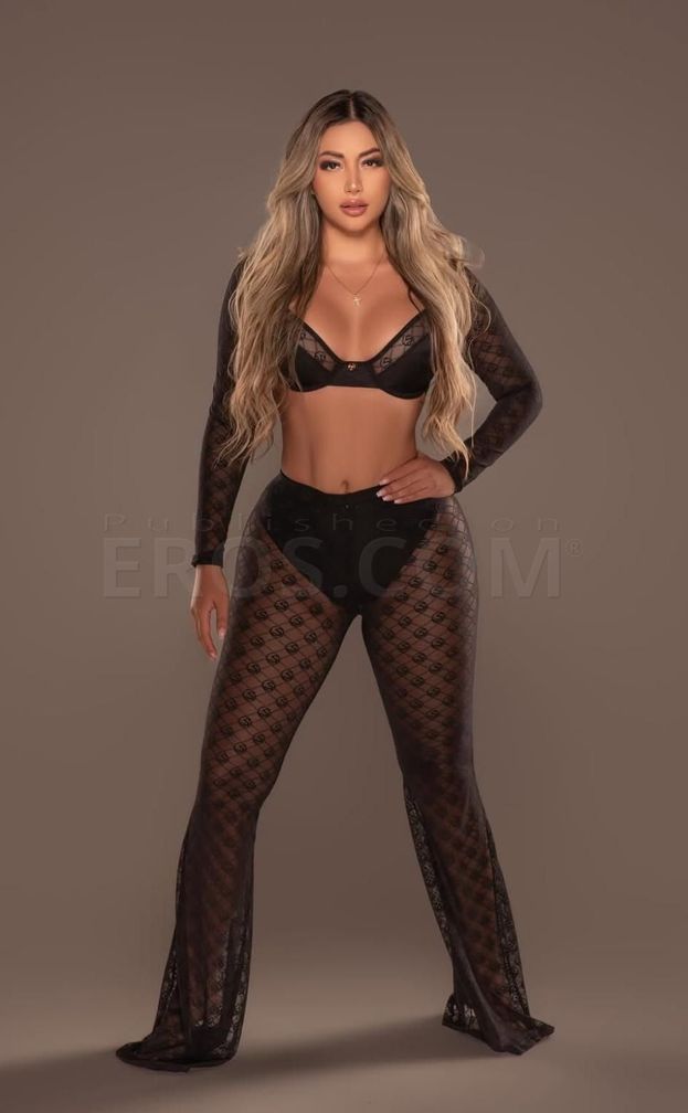 ISABELLA DUVALLL — photo 6