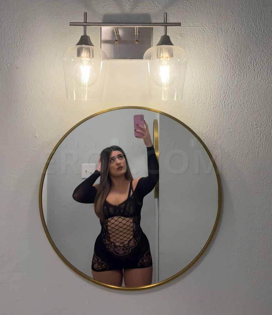 Seductive Sophia — photo 2