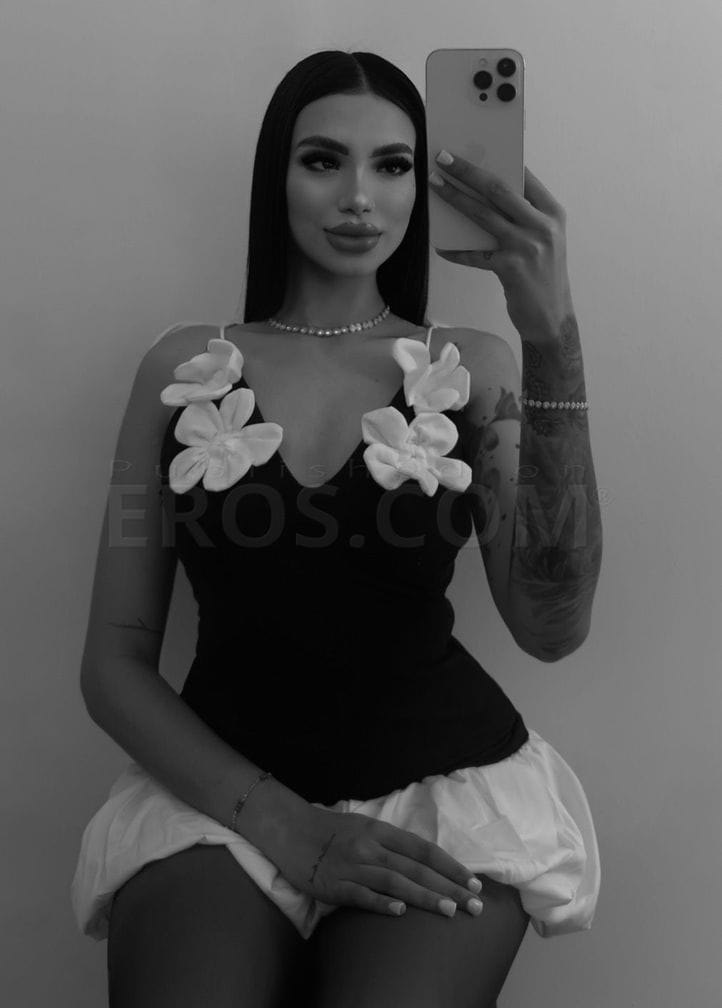 Mia — photo 4