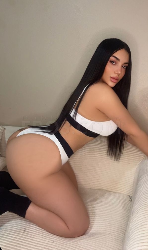 Angie — photo 1