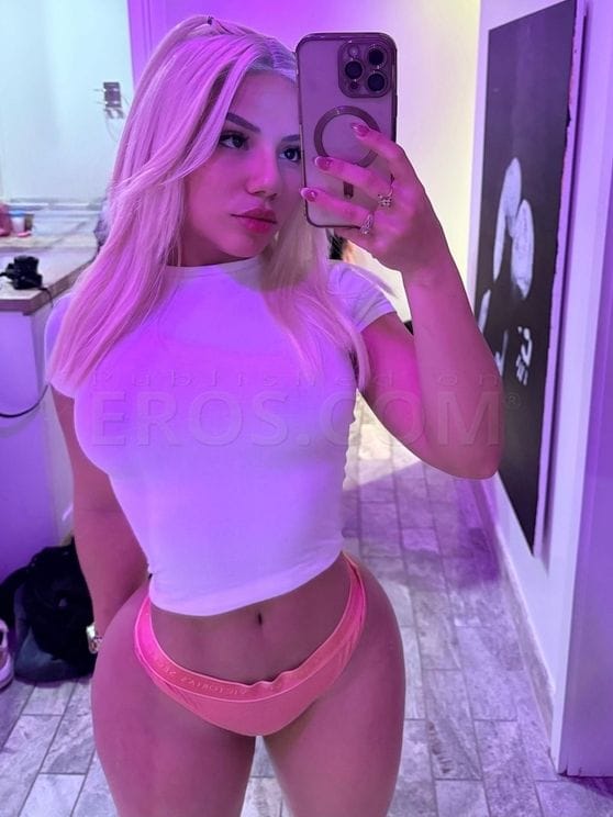Mia