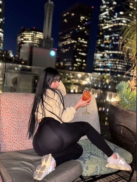 Zoe