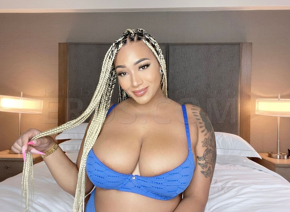 Victoria Rose — photo 6