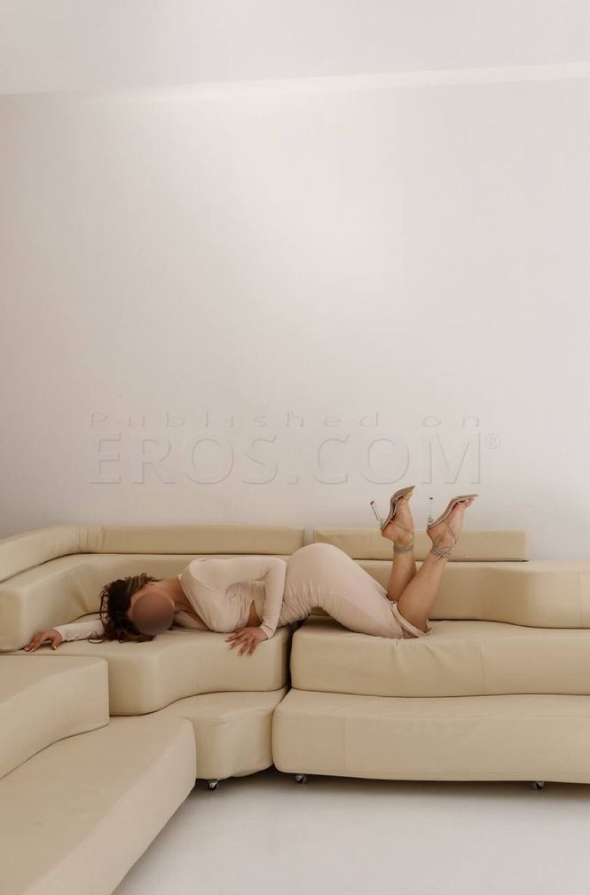 Amelia — photo 2