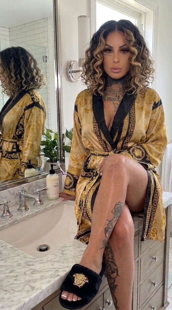 VIP Juicy Julee
