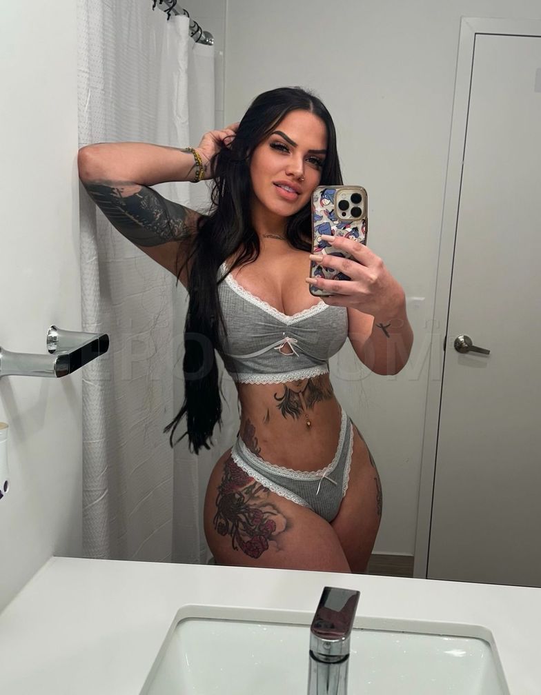 Kiara Foxx — photo 1