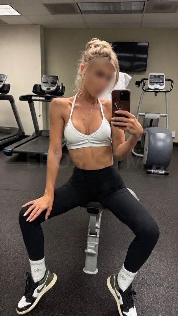 Lisa — photo 2