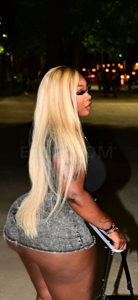 Adult Film Star Amiri