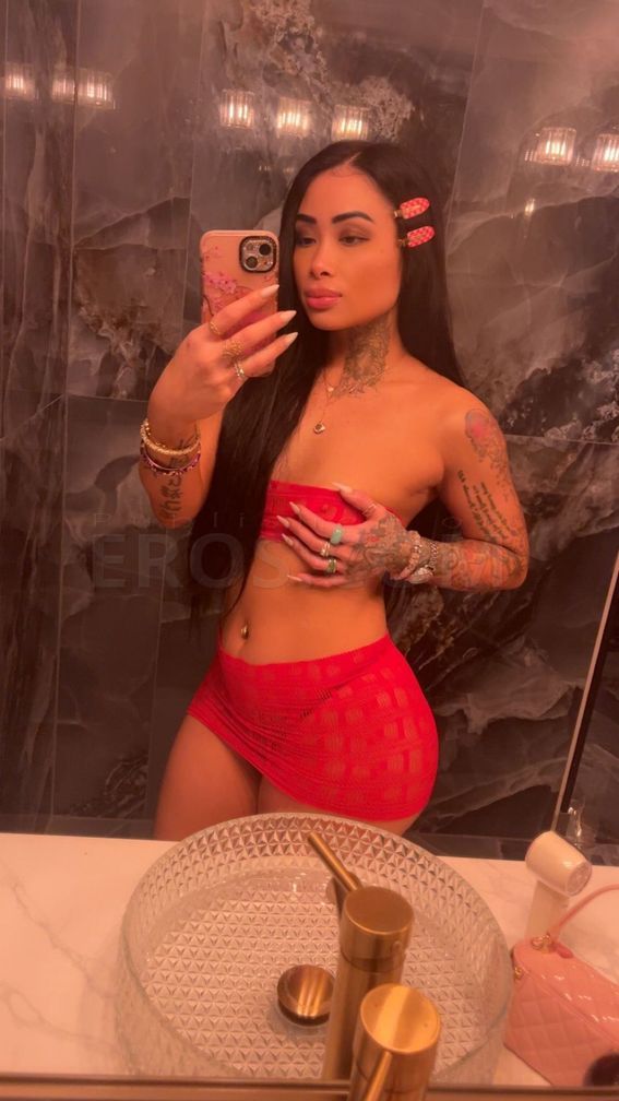 Kenzie — photo 8