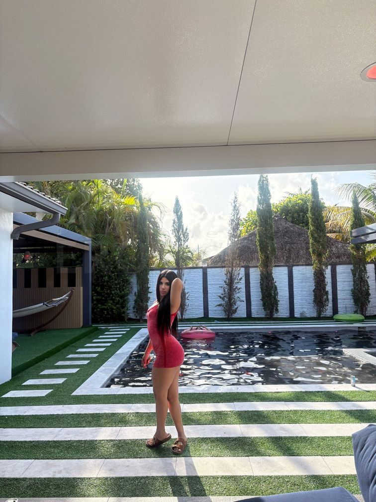 Selena — photo 5